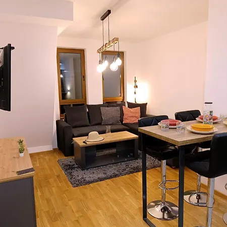 Apartment Divcinova Mina